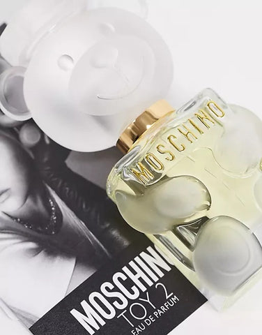 Toy 2 Moschino